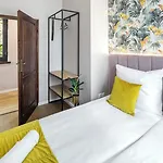 Garden House 아파트 *